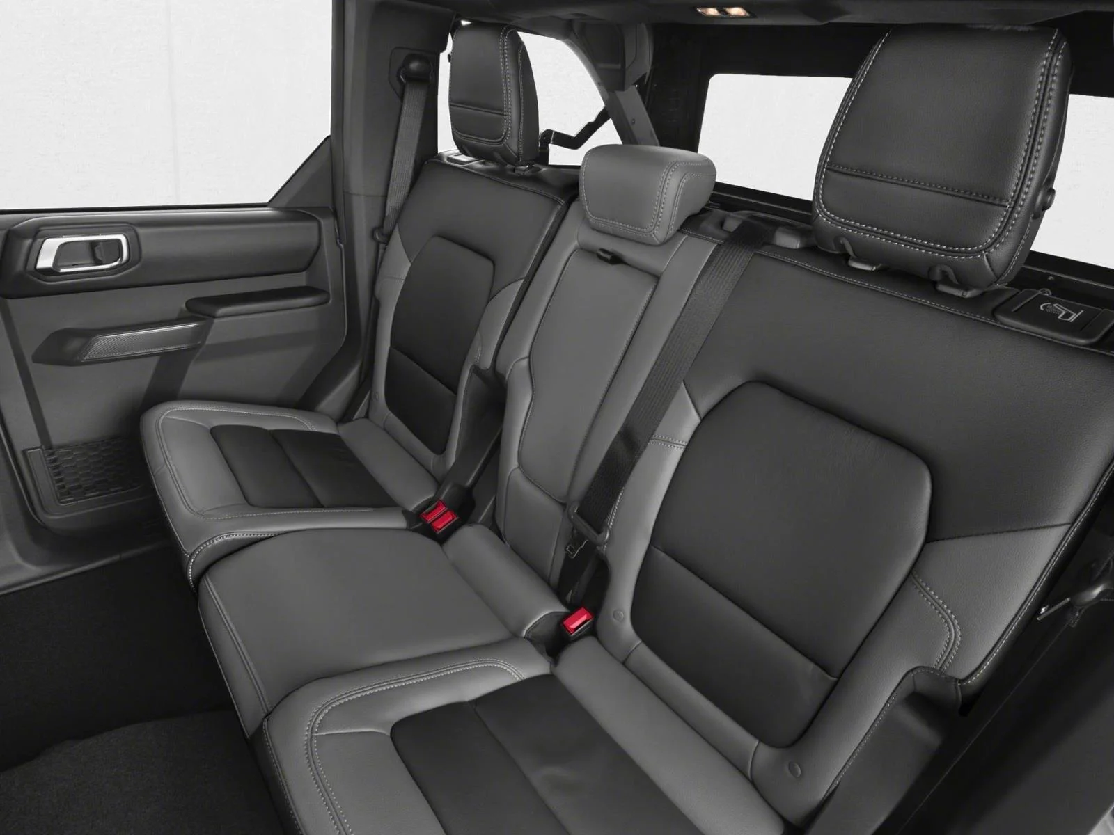 New 2026 Shadow Black Ford Outer Banks® image 9