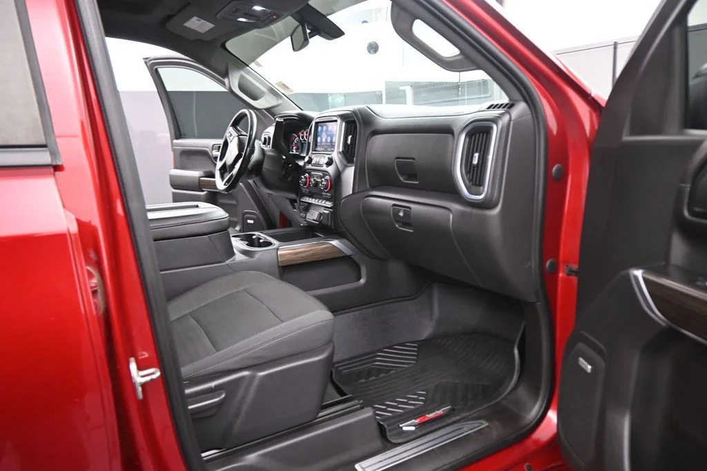 Used 2021  Chevrolet LT Trail Boss image 48