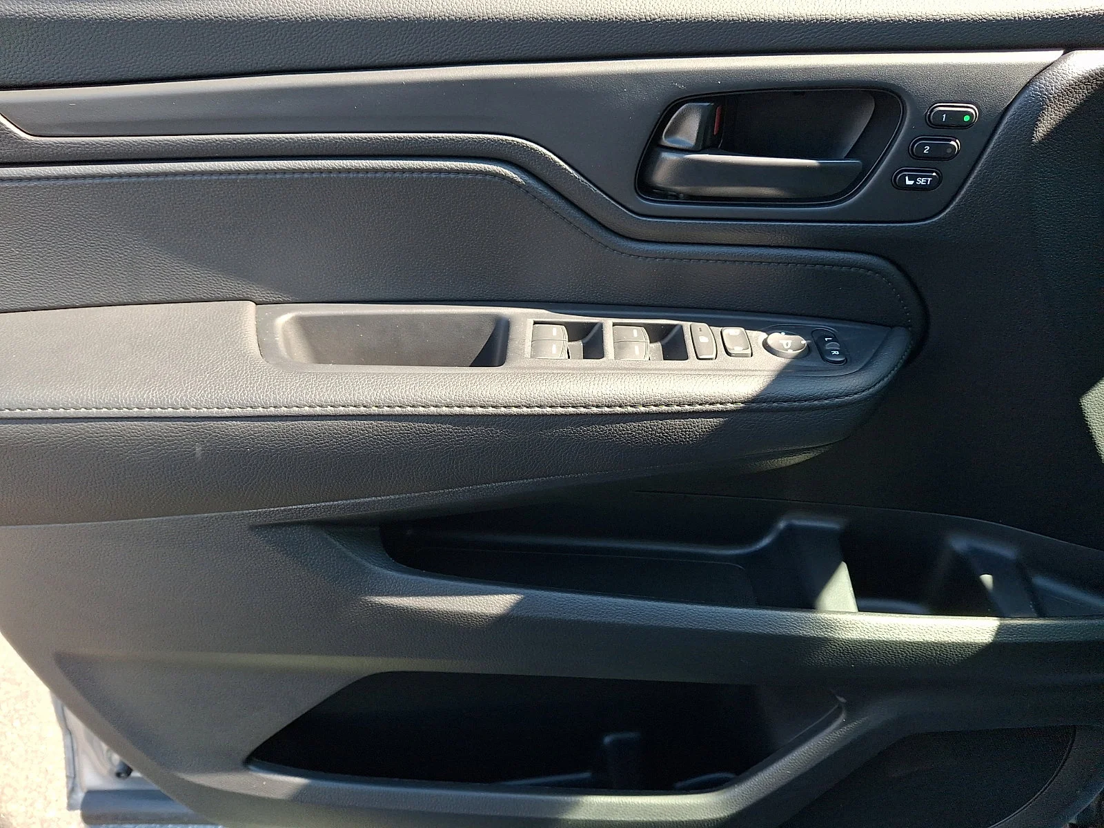 2026 Honda Odyssey EX-L - Photo 11