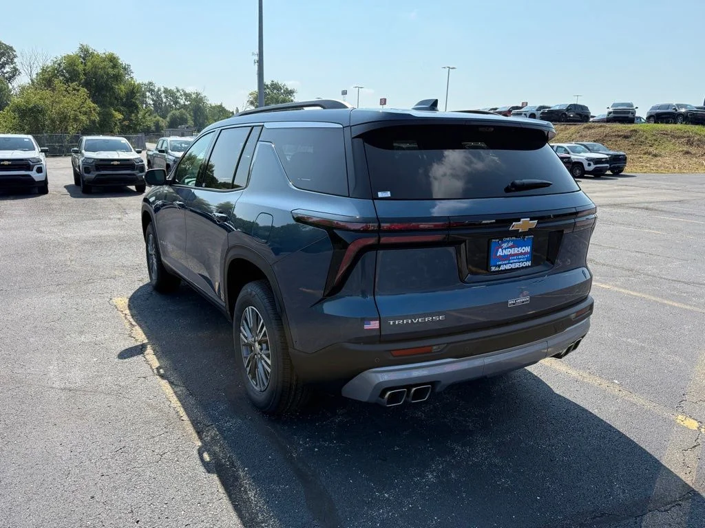 2026 Chevrolet Traverse LT - Photo 8