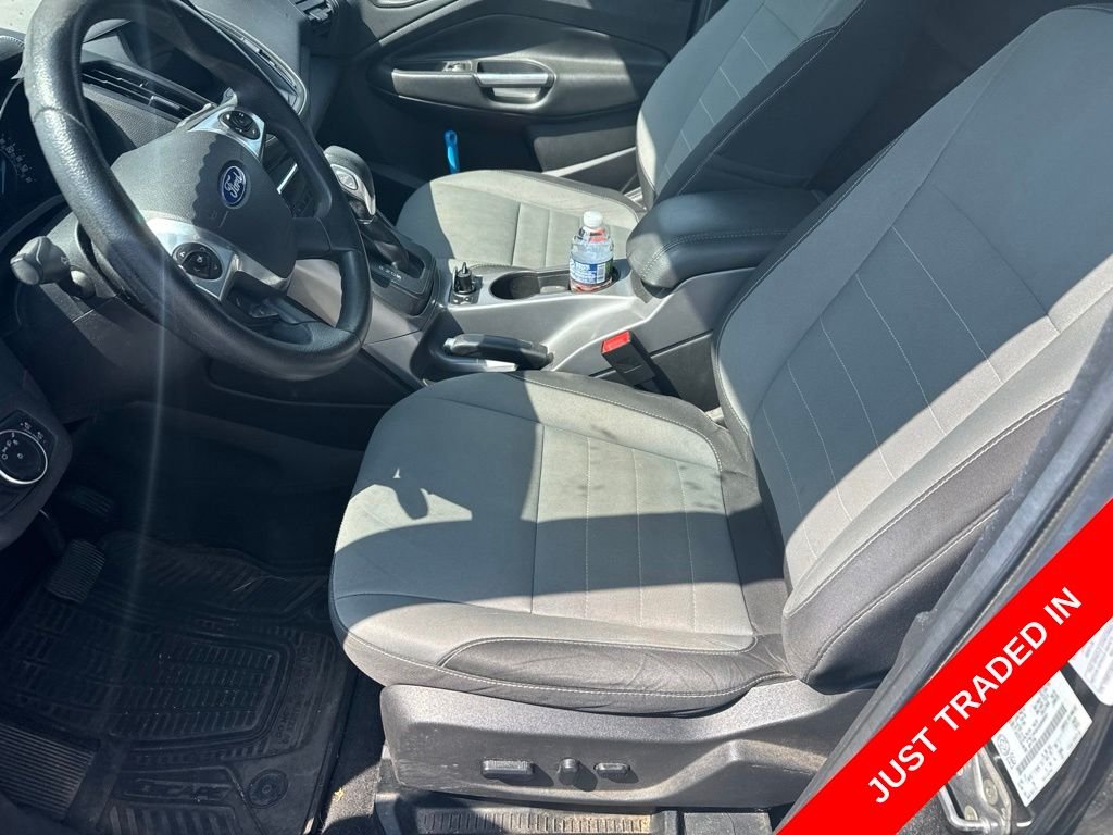 Used 2016  Ford SE image 11