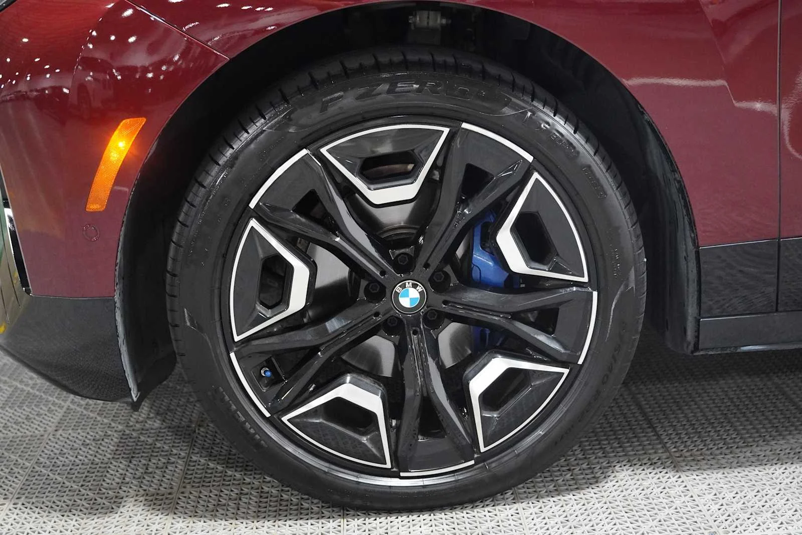 Certified Used 2024 Aventurin Red Metallic BMW xDrive50 image 8