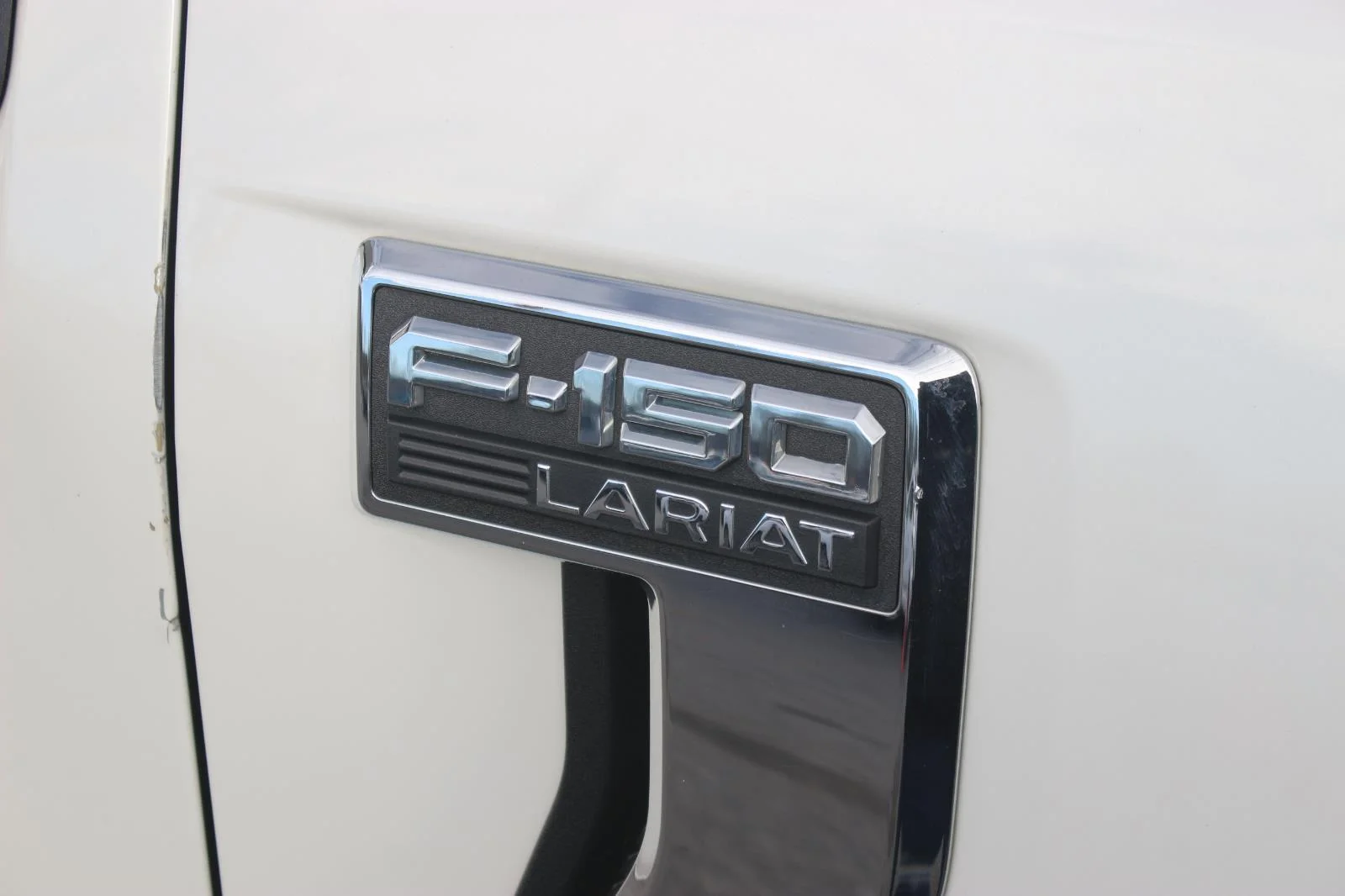 Used 2023 White Ford XL image 11