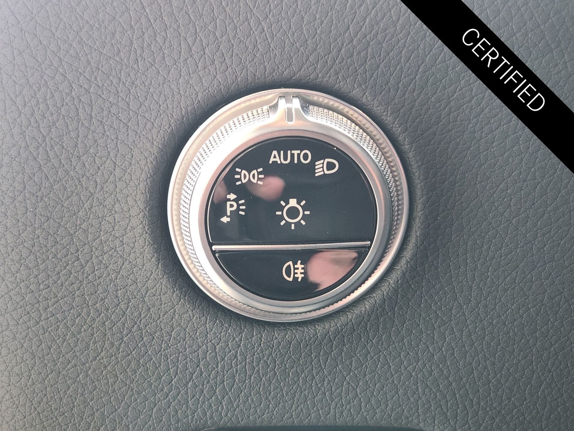 Certified Used 2026 MANUFAKTUR Alpine Gray Mercedes-Benz GLC 300 image 21