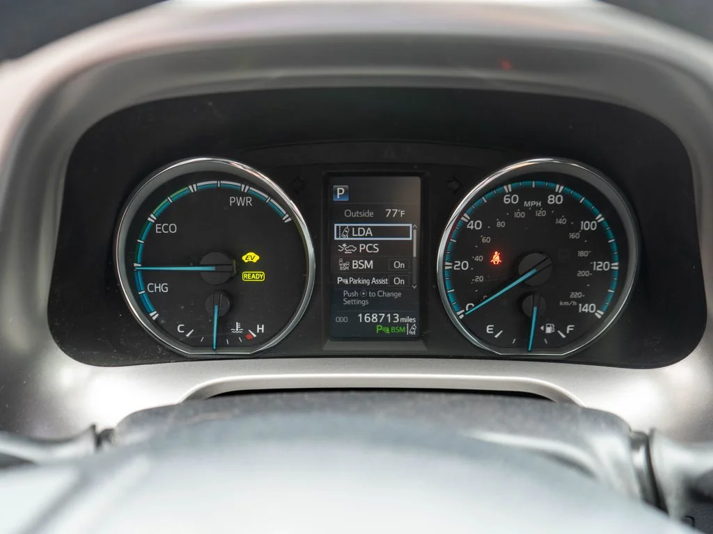 Used 2016 Silver Toyota Limited image 20