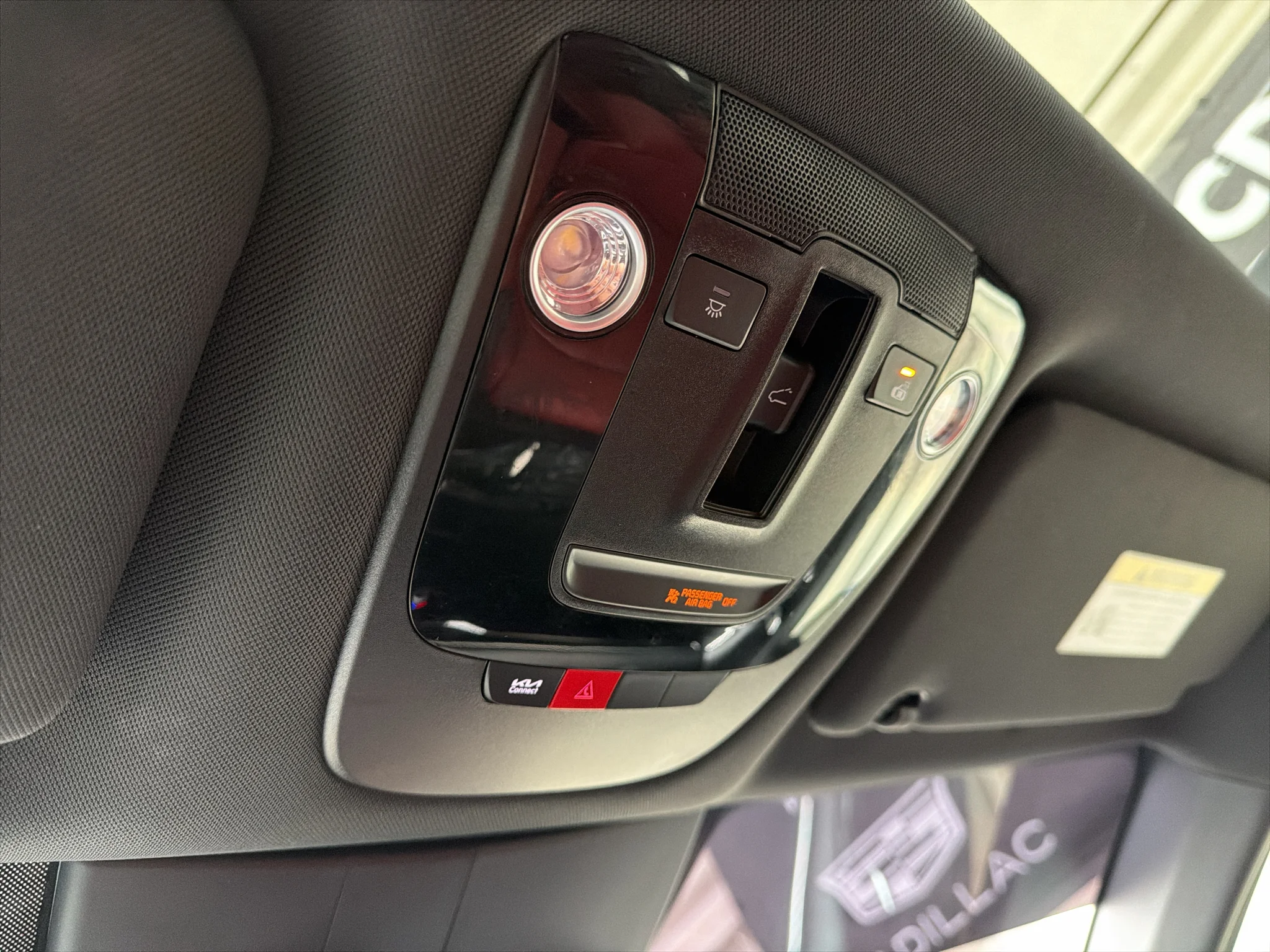Certified Used 2025 Wolf Gray Kia GT-Line image 28