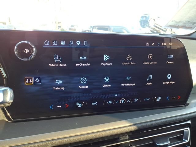 Used 2026 Summit White Chevrolet LT image 23