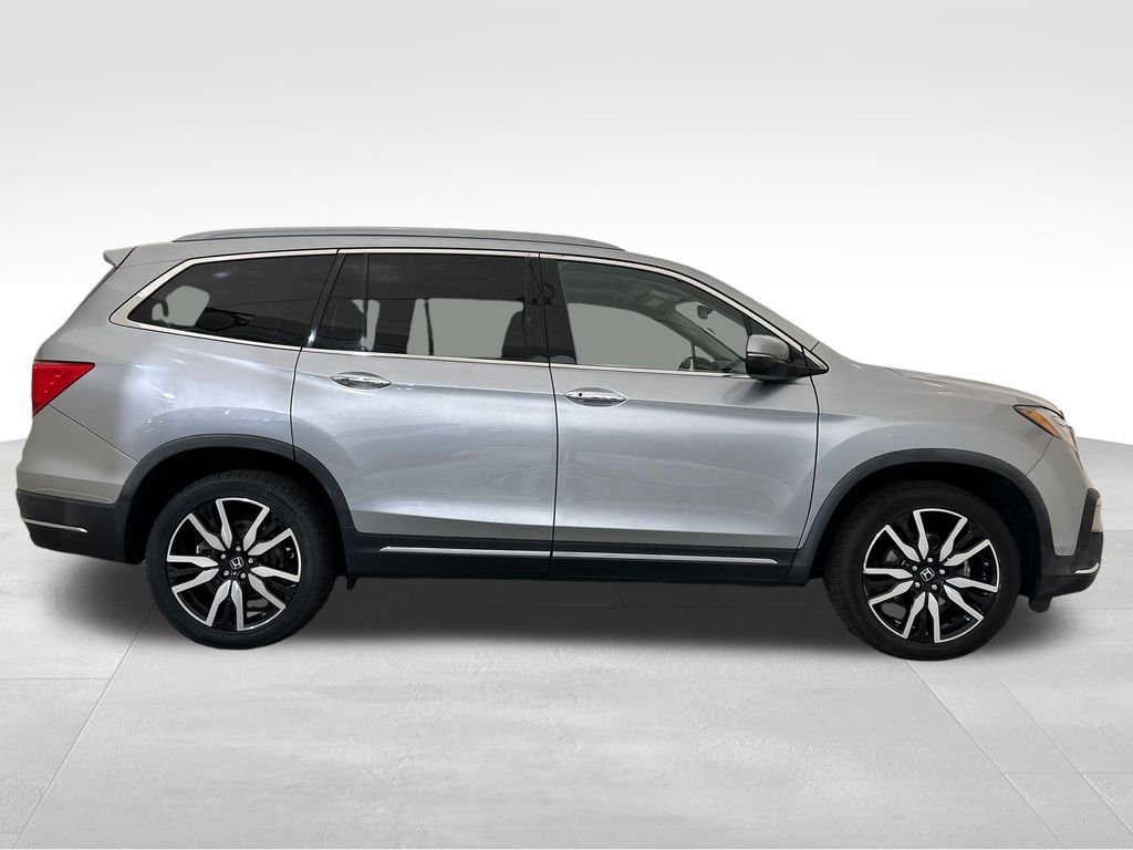 Used 2020 Silver Honda Touring image 6