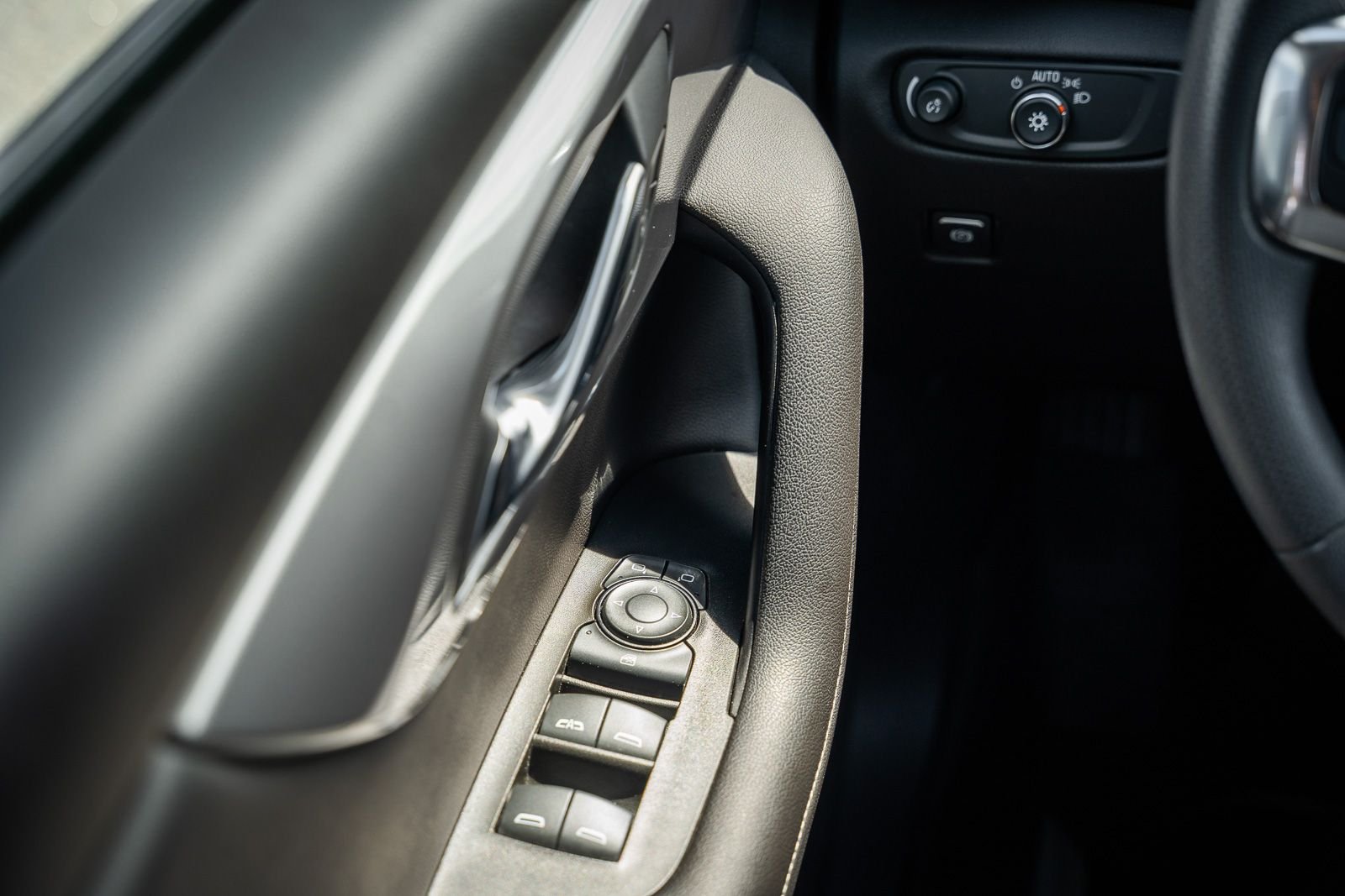 2024 Chevrolet Blazer 2LT - Photo 28