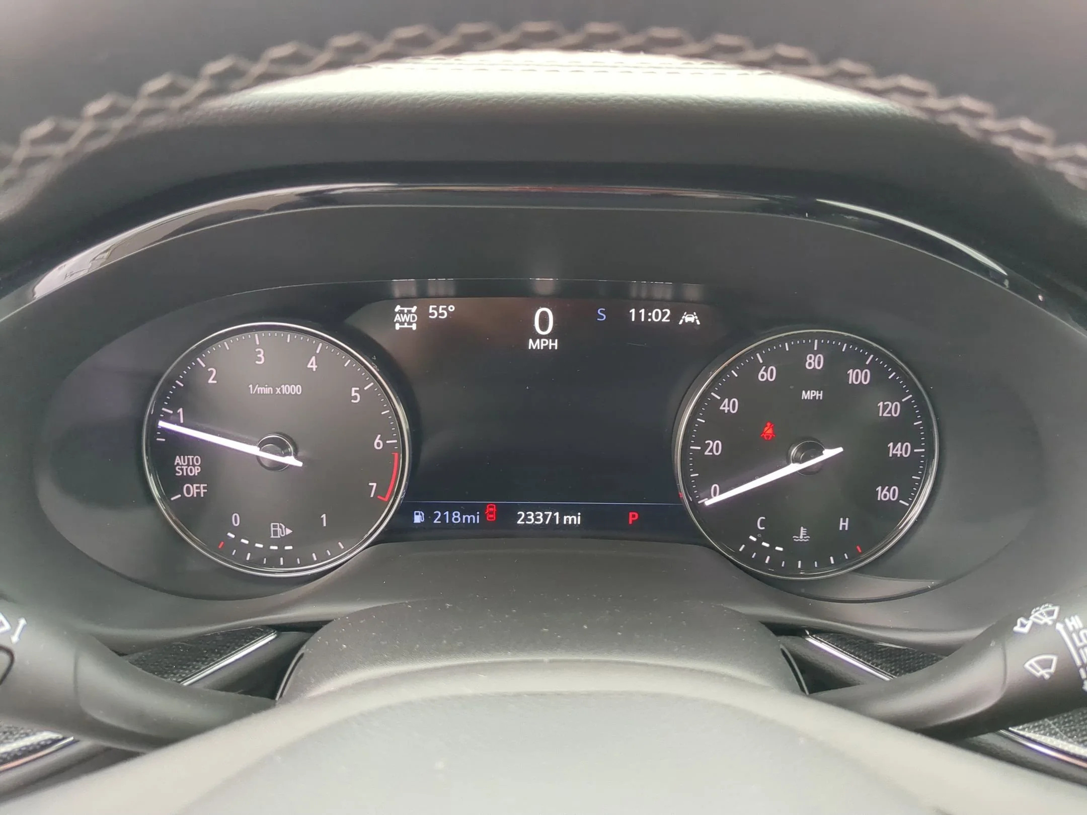 Used 2023 Summit White Buick Essence image 10