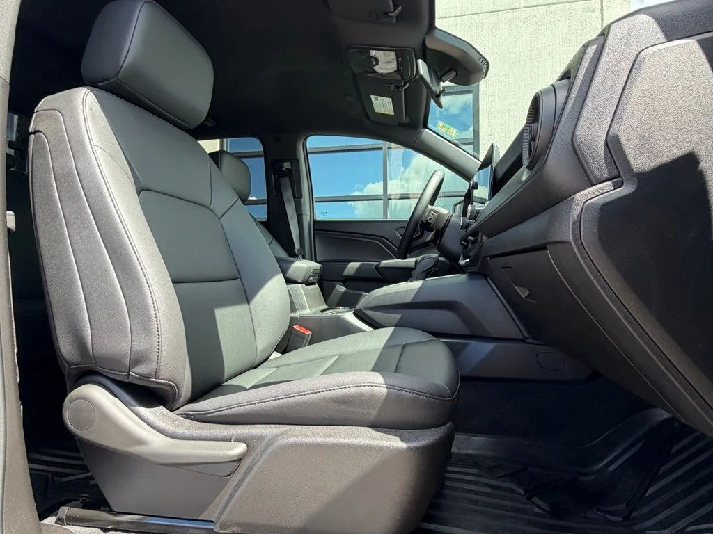 Used 2025 Blue Chevrolet Trail Boss image 21