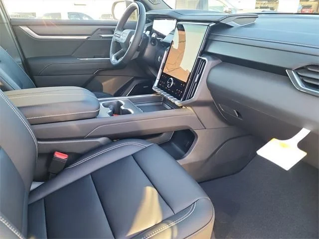 2026 GMC Acadia Elevation - Photo 17
