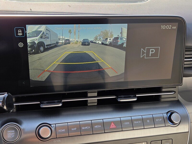 Used 2025 Black Hyundai SEL image 30