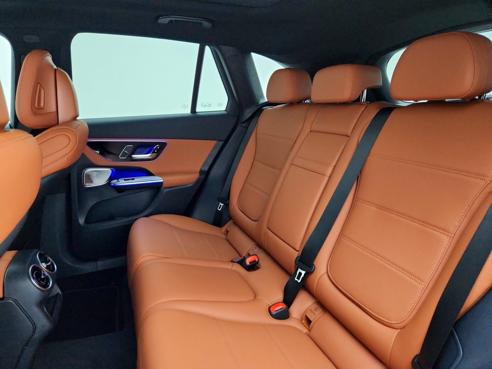 New 2026 Graphite Grey Metallic Mercedes-Benz GLC 300 SUV image 18