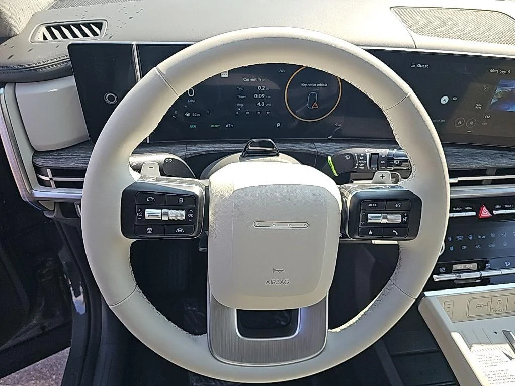 2026 Hyundai Santa Fe Limited - Photo 16
