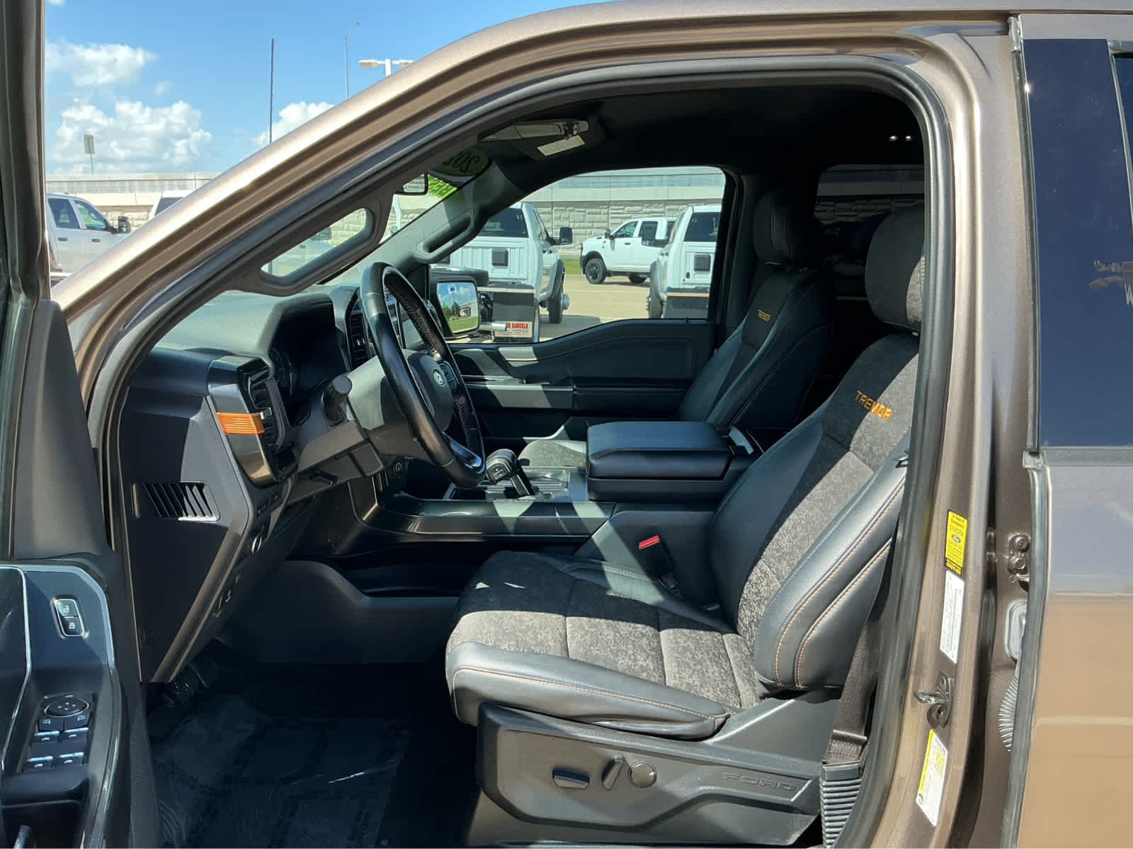 Used 2022 Stone Gray Metallic Ford Tremor image 12