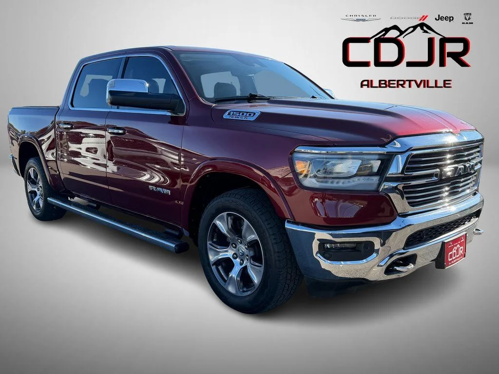 2019 RAM 1500 Laramie 4x4 Crew Cab 5'7's photo