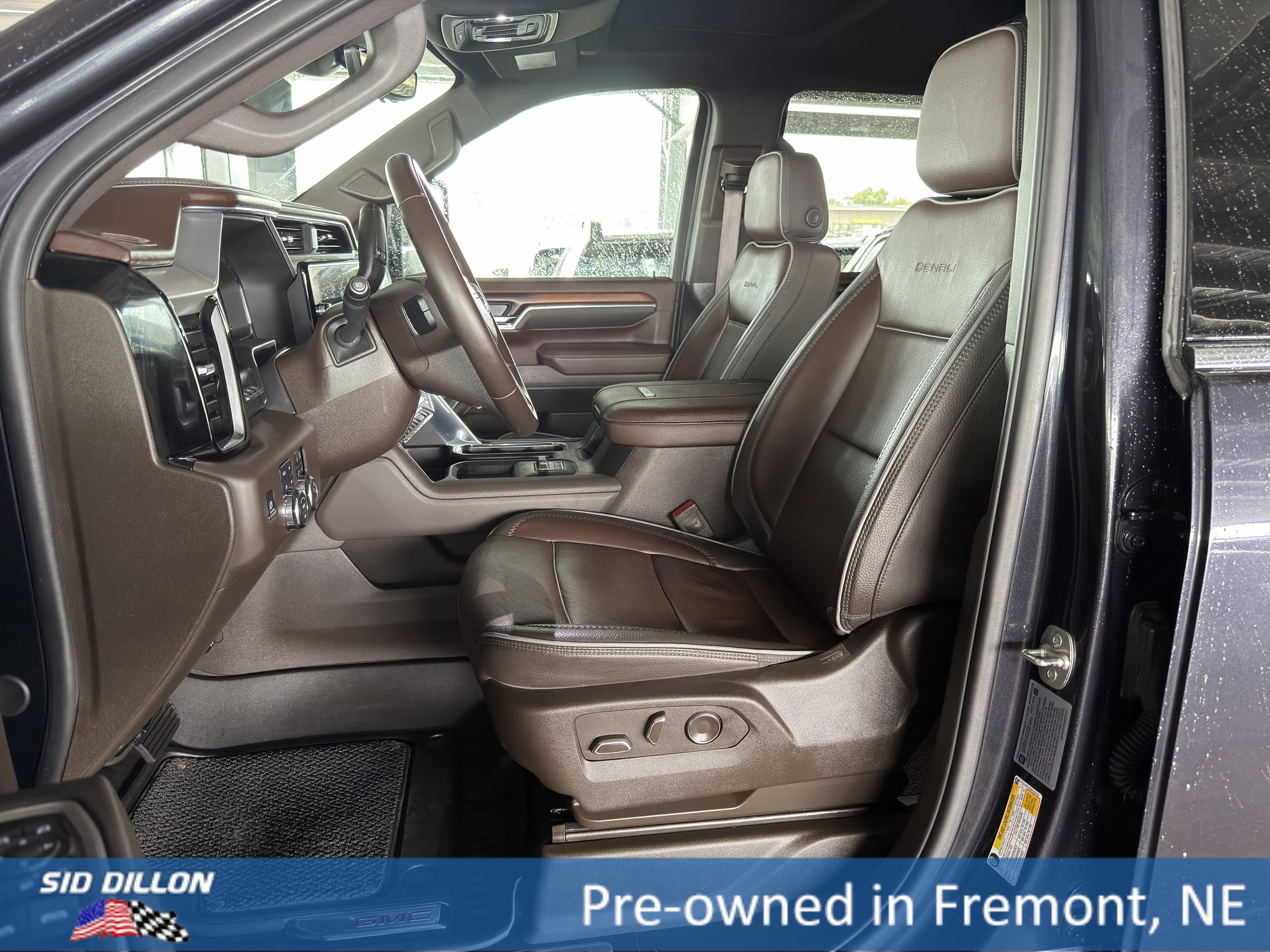Used 2025 Titanium Rush Metallic GMC Denali image 12