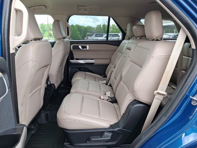 2023 Ford Explorer XLT - Photo 10