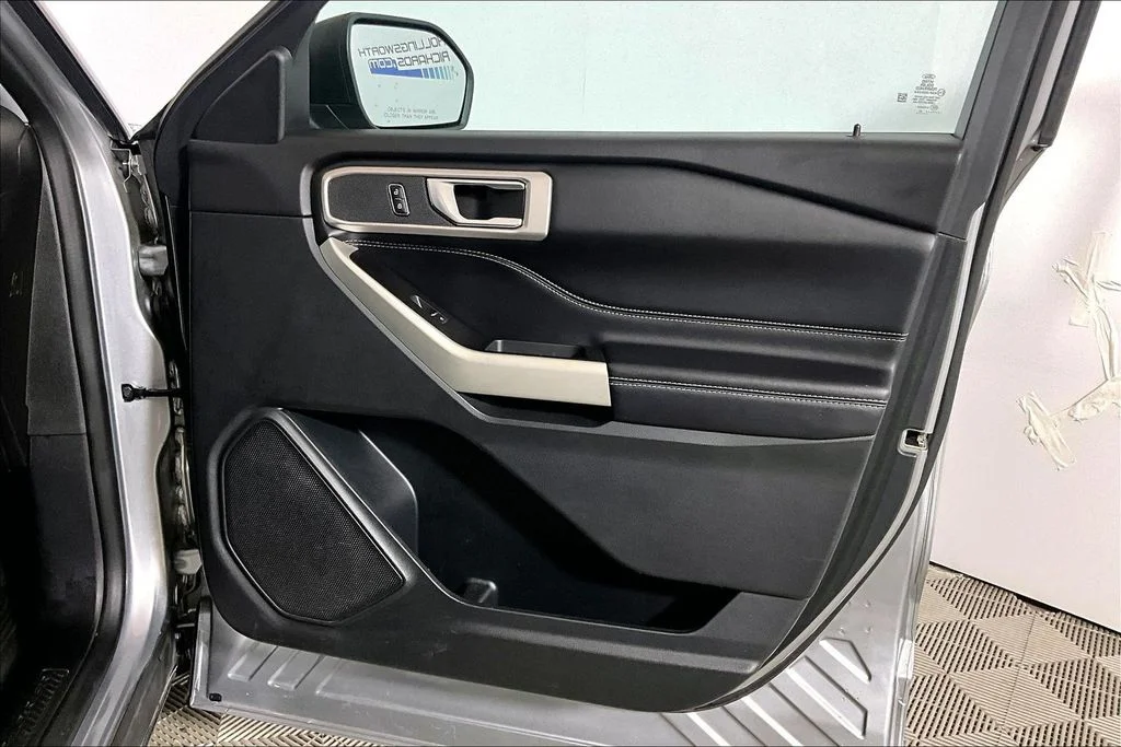 Used 2021 Silver Metallic Ford XLT image 19