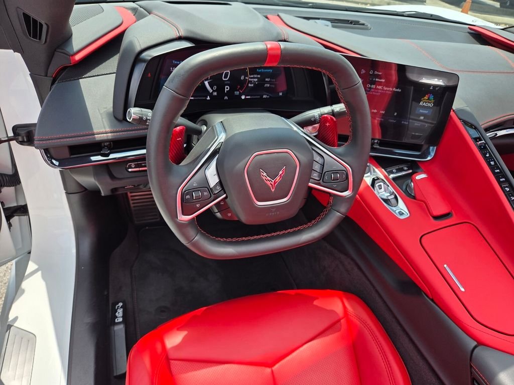 Used 2024 White Chevrolet Stingray image 7