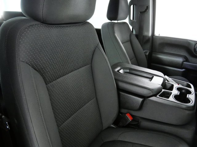 Used 2022 White Chevrolet Custom image 13