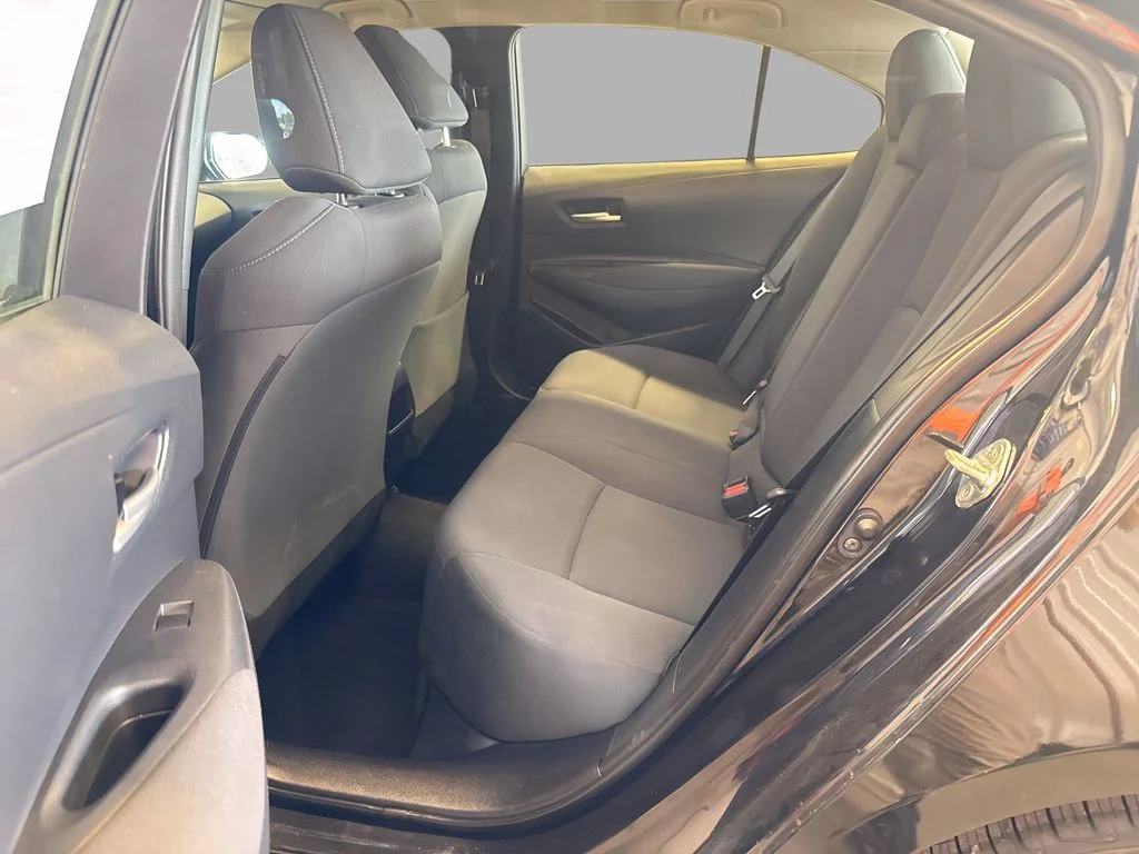 2021 Toyota Corolla LE - Photo 10