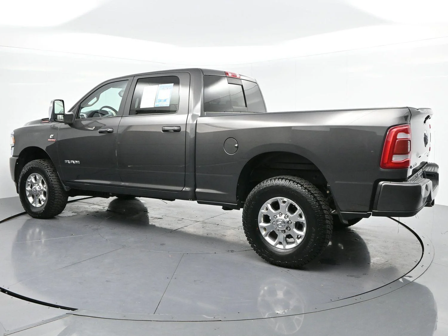 Used 2024 Granite Crystal Metallic Clearcoat Ram Laramie image 5