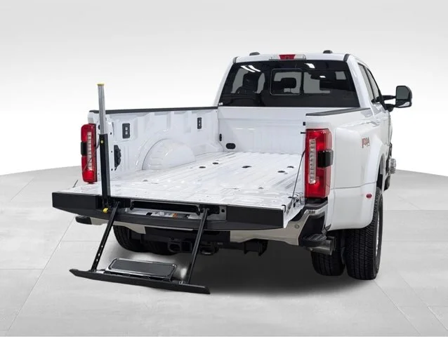 New 2026 Oxford White Ford F-350® Lariat® image 63