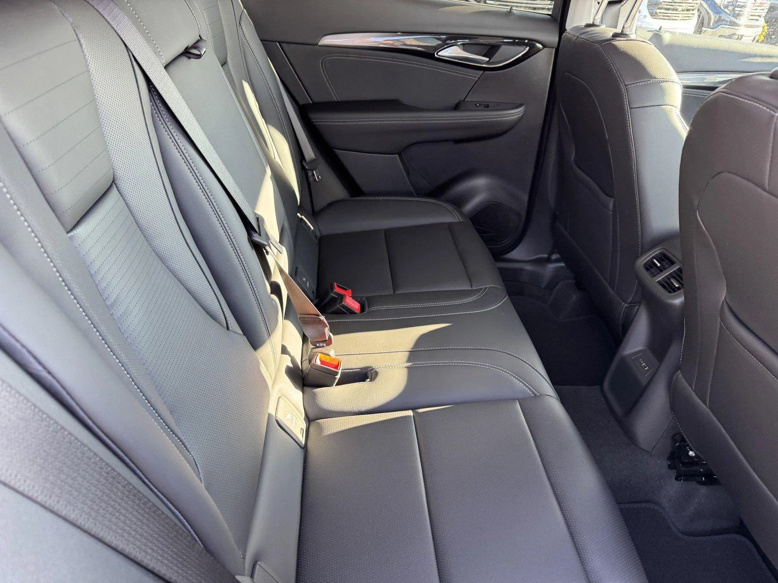 New 2026 Summit White Buick Preferred image 9