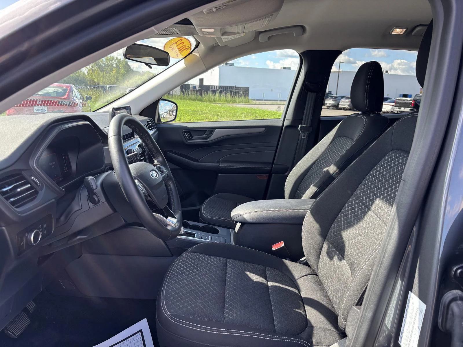 Used 2023 Gy Ford Active image 29