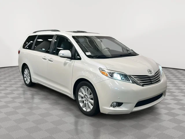 2015 Toyota Sienna Limited Premium 7-Passenger