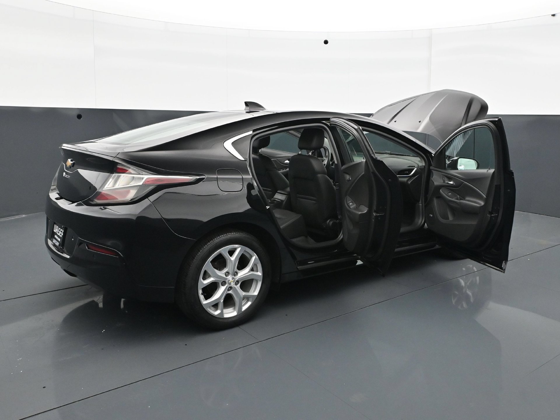 Used 2017 Mosaic Black Metallic Chevrolet Premier image 32