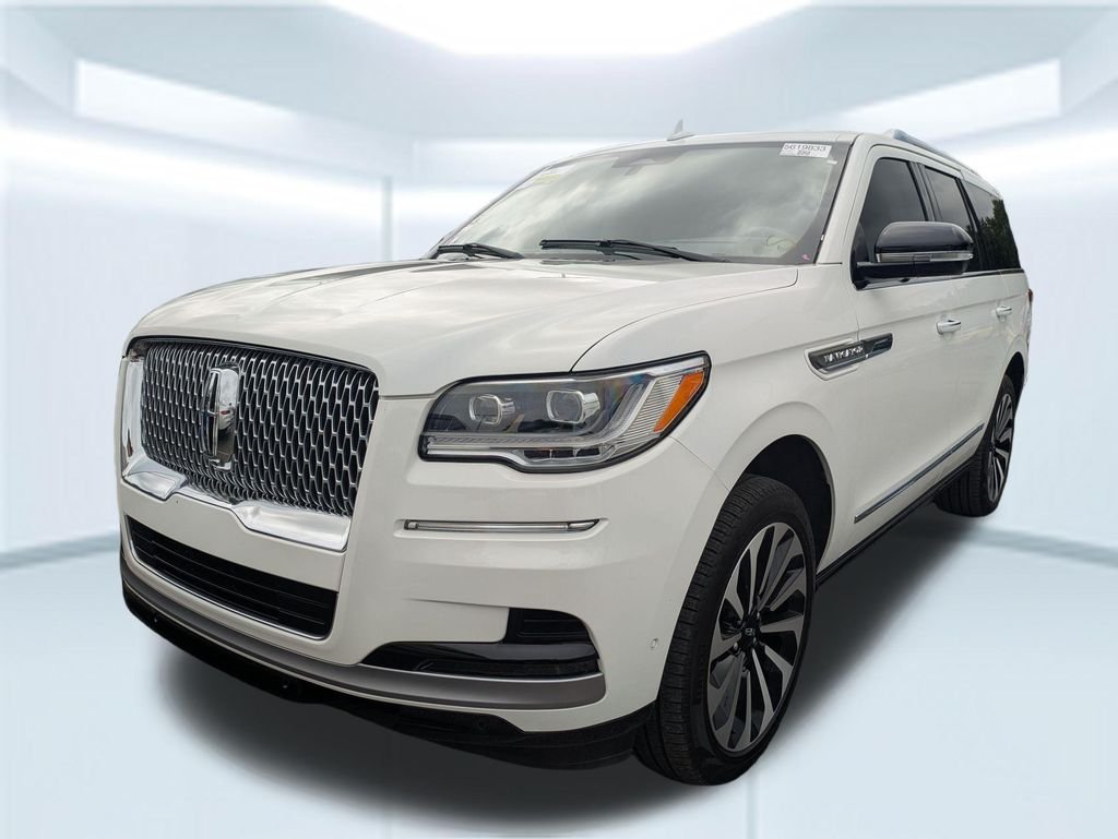 2023 Lincoln Navigator Reserve's photo