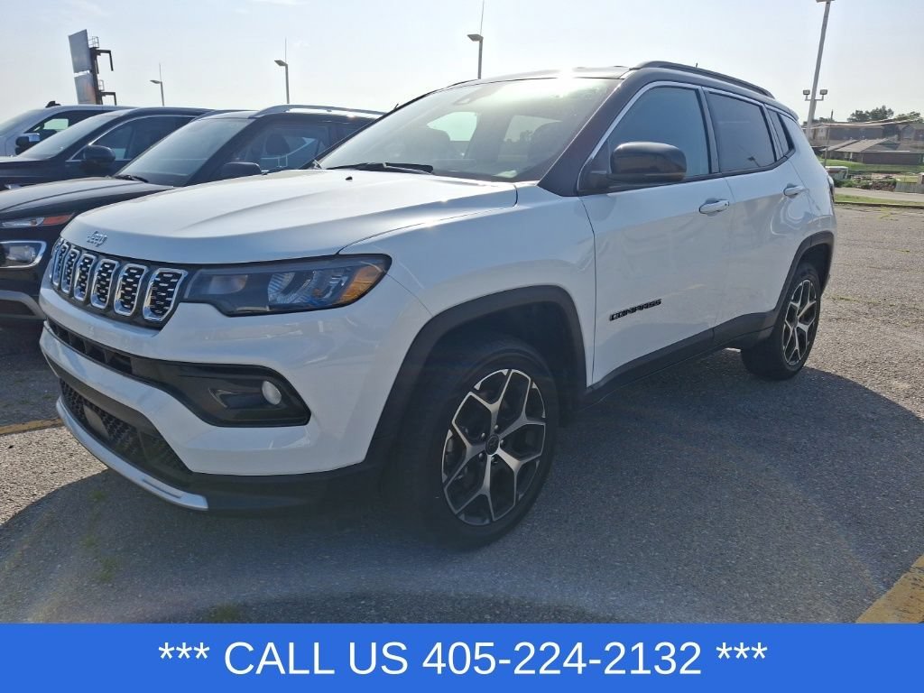Used 2025 White Jeep Limited image 2