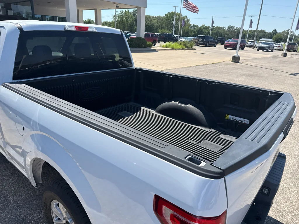 Used 2017 Oxford White Ford XL image 8