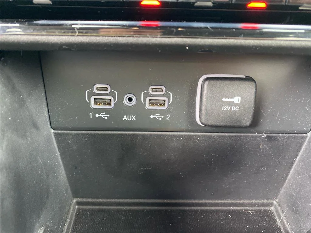 Used 2023 Bright White Clearcoat Jeep Laredo image 12