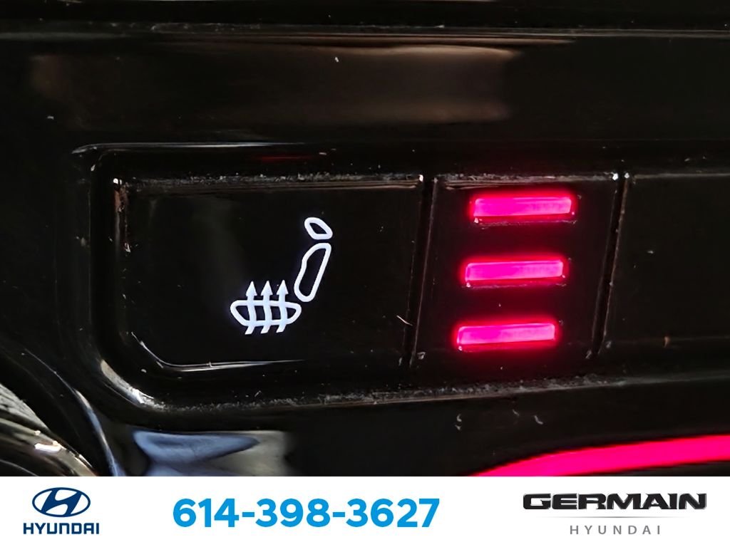 Used 2024 Red Jeep Altitude X image 30