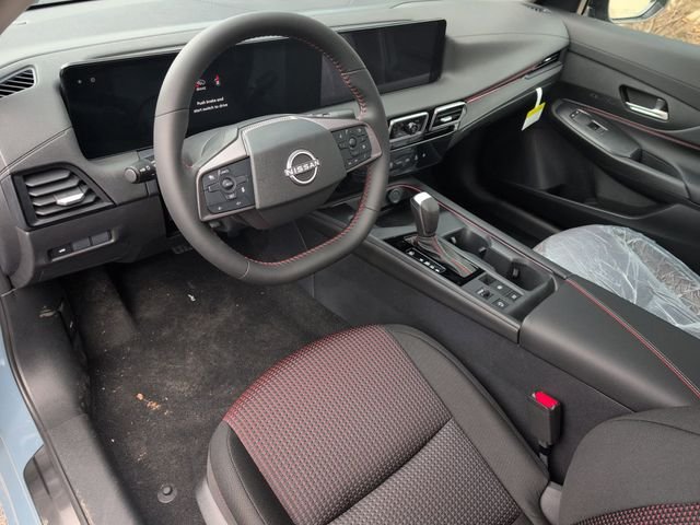 New 2026 Atlantic Gray Metallic / Super Black Two-tone Nissan SR image 12