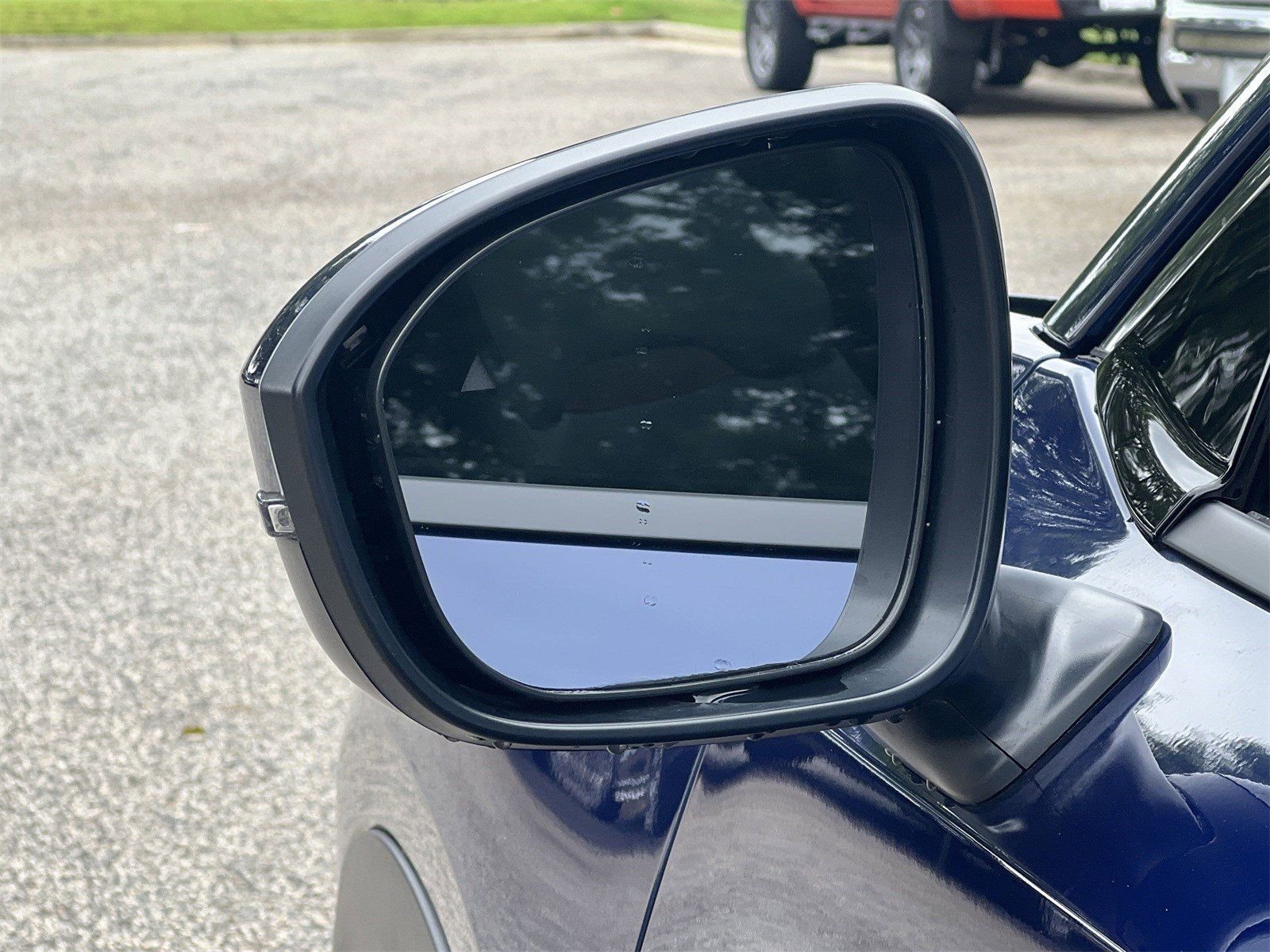 2025 Nissan Kicks SR - Photo 28