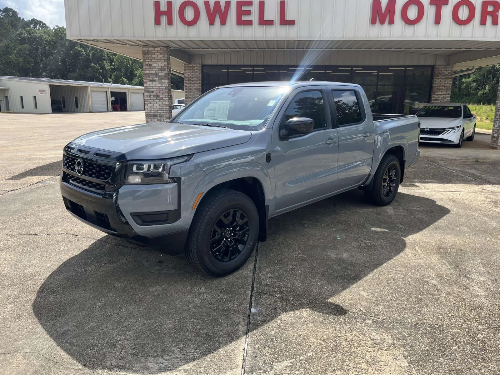 2026 Nissan Frontier SV Crew Cab 4X2 SWB's photo