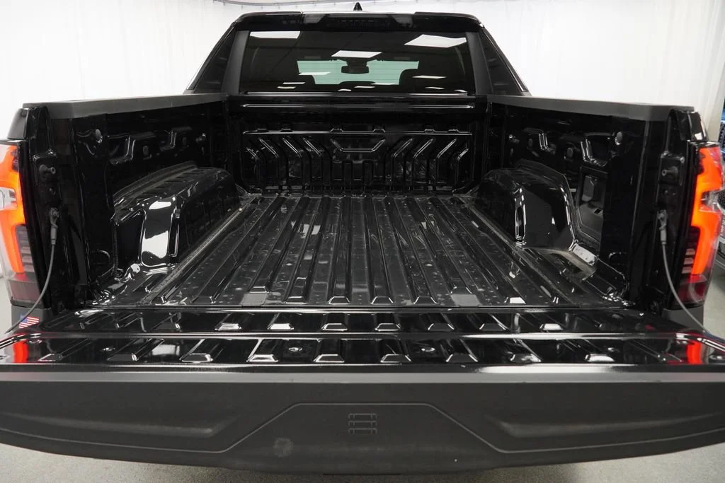 New 2026 Black Chevrolet LT - Extended Range image 23