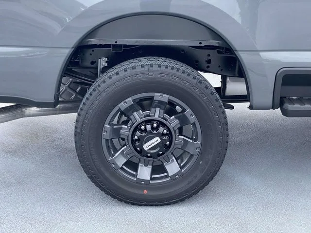 New 2026 Gray Ford XL image 8