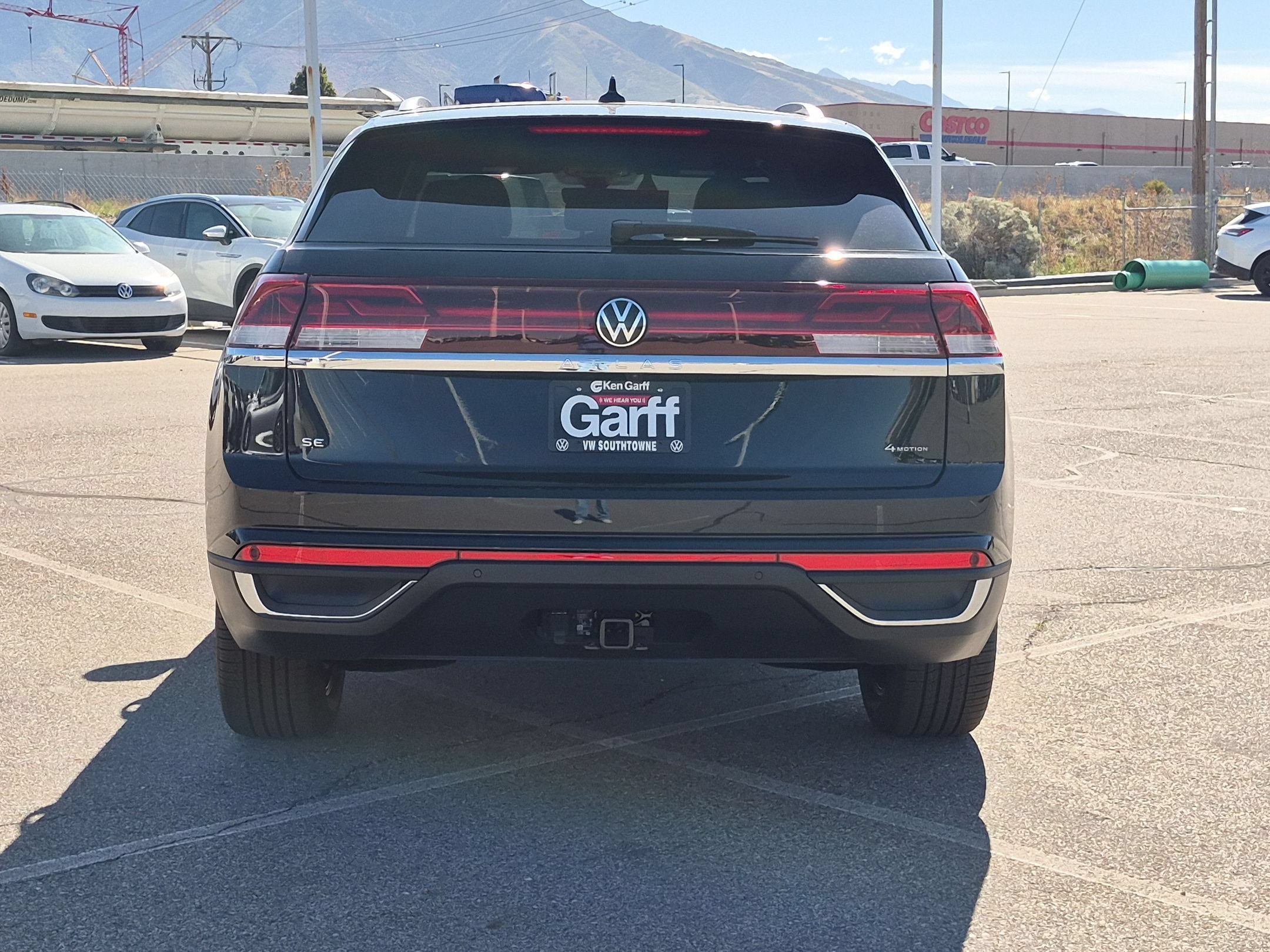 New 2026 Deep Black Pearl Volkswagen 2.0T SE w/Technology image 4
