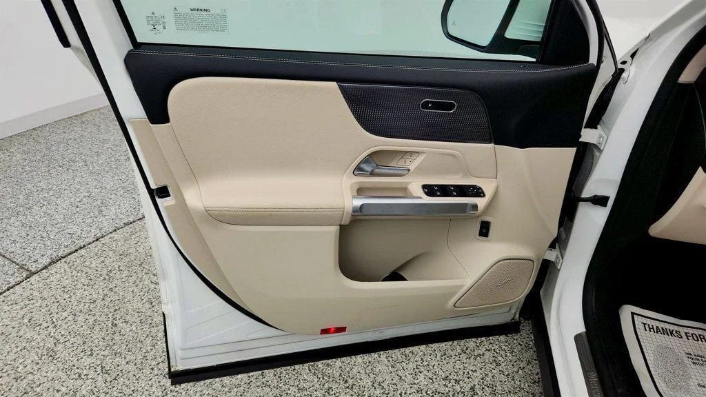 Used 2022 Polar White Mercedes-Benz EQB 300 4MATIC® SUV w/ Pinnacle Pkg & Driver Assistance Pkg Lite image 11