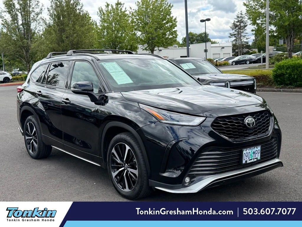 Used 2021 Midnight Black Metallic Toyota XSE image 1