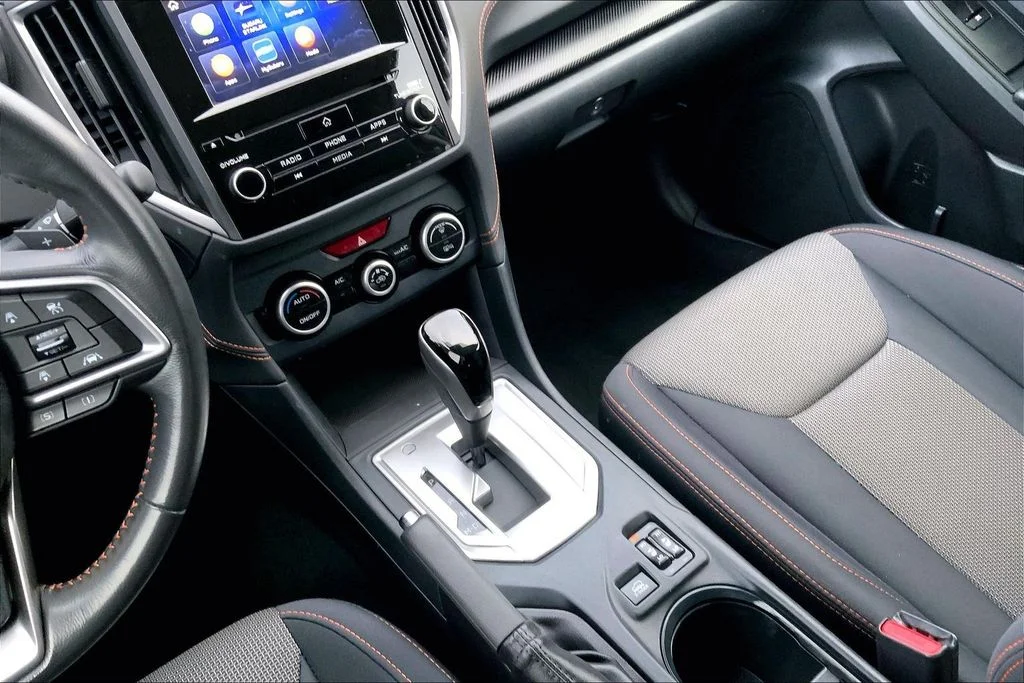 Used 2020 Black Subaru Premium image 17