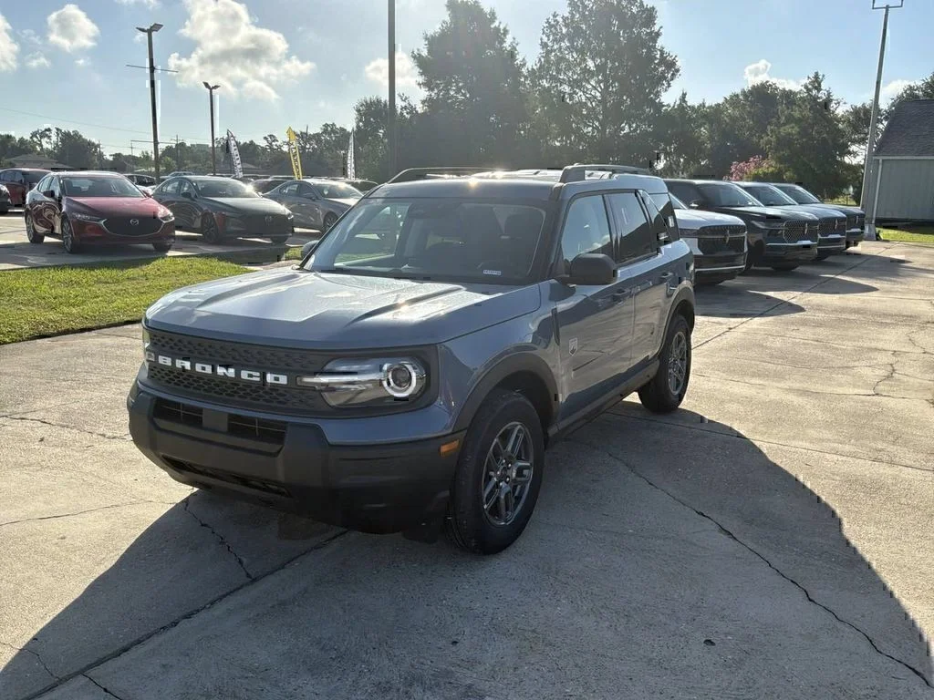 New 2026 Azure Gray Metallic Tri-Coat Ford Big Bend® image 10