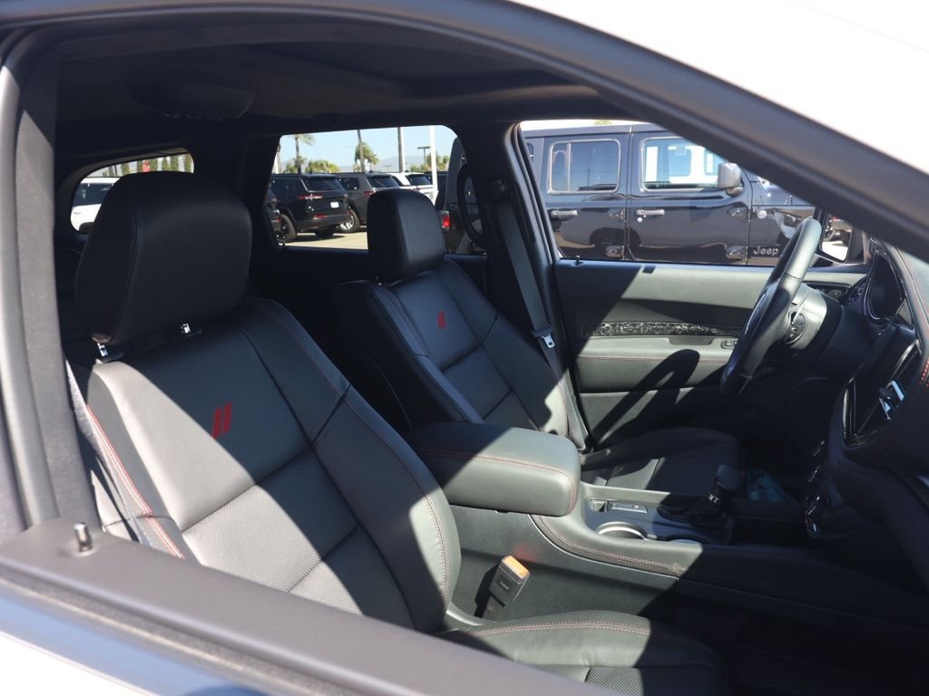 New 2026 White Knuckle Clear-Coat Exterior Paint Dodge GT Premium HEMI V8 image 20