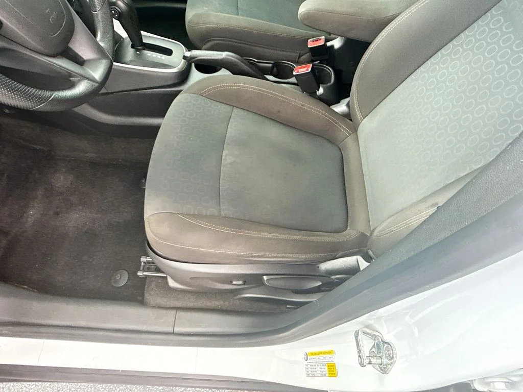 Used 2020 White Chevrolet LS image 21